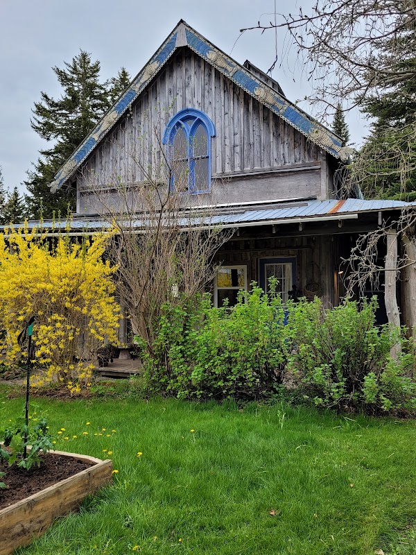 An Artist's Garden Gallery & Bed & Breakfast