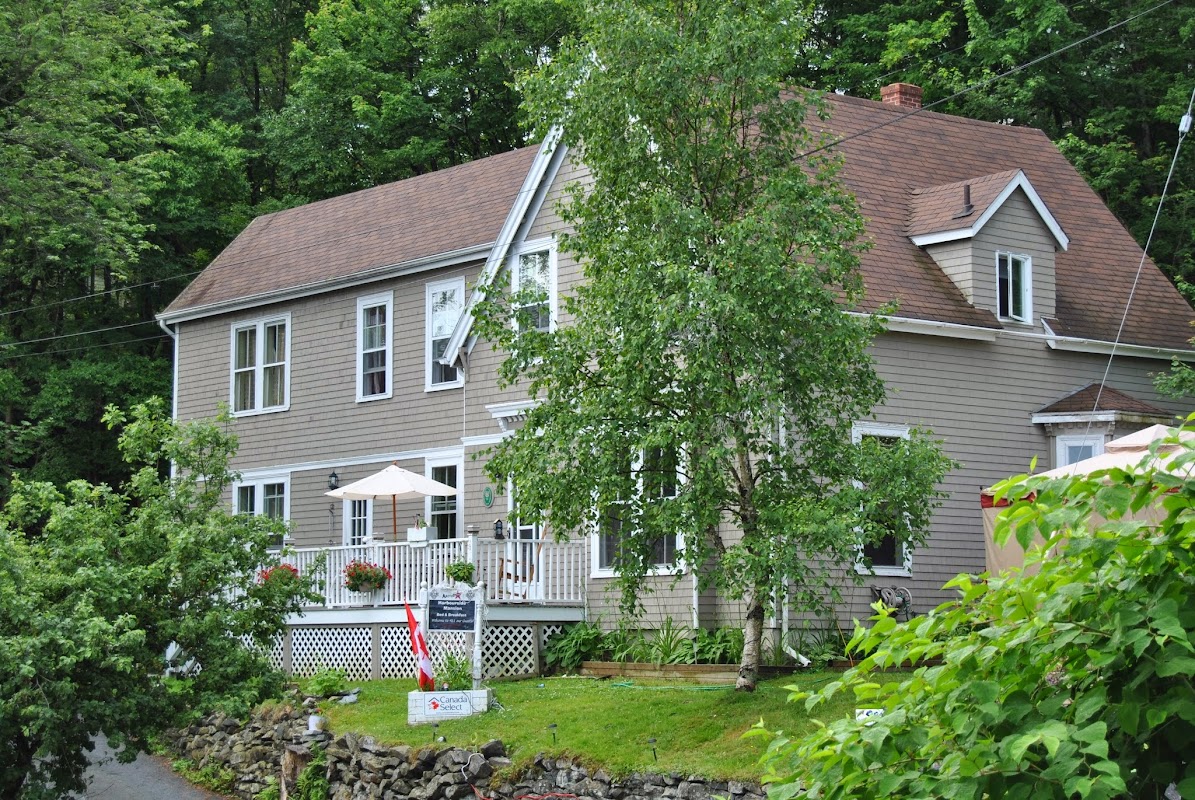 Ascendence Harbourside Mansion B&B