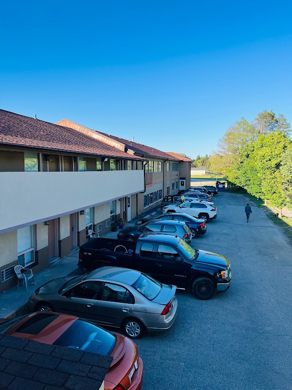 Borden Inn & Suites