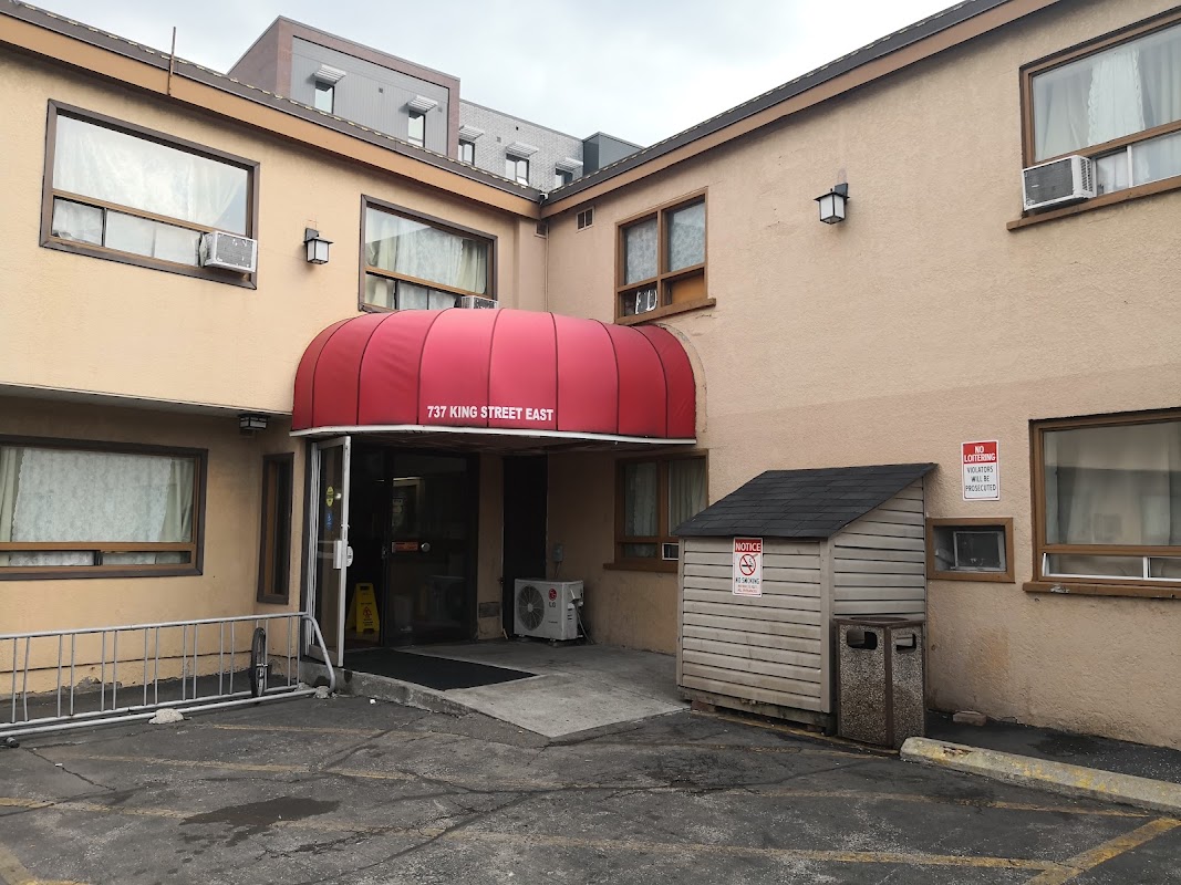 Budget Inn 2000