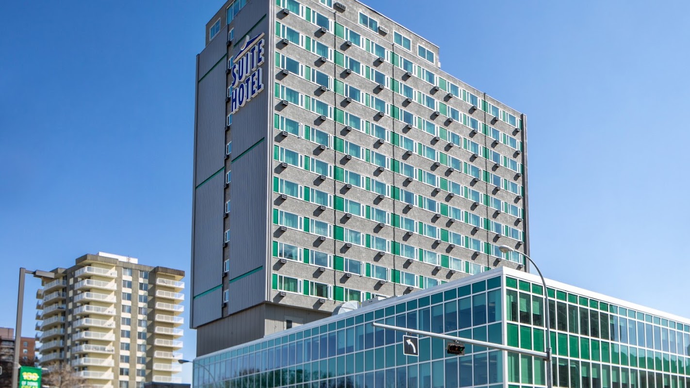 Campus Tower Suite Hotel