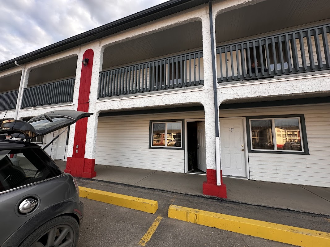 Canadian Motor Inn