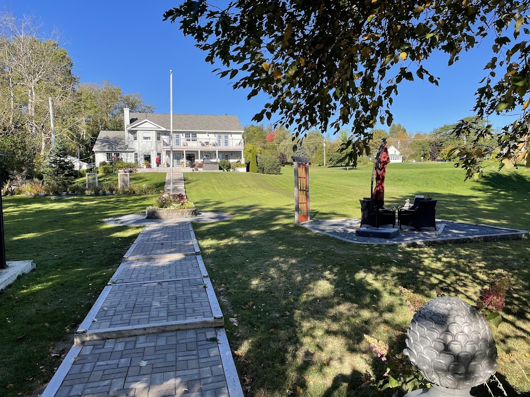 Casa Breeze Inn