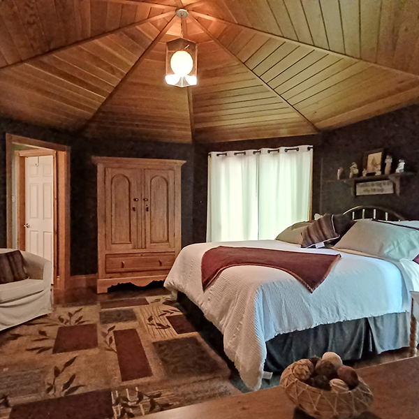 Consider the Lilies Bed and Breakfast