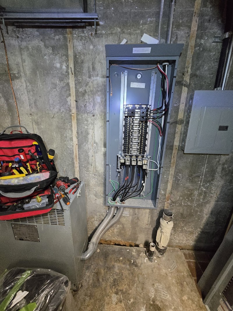 Effective Wiring | Electrician in Mississauga, Oakville, Brampton photo 3