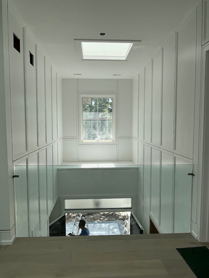 Gil Painting photo 1