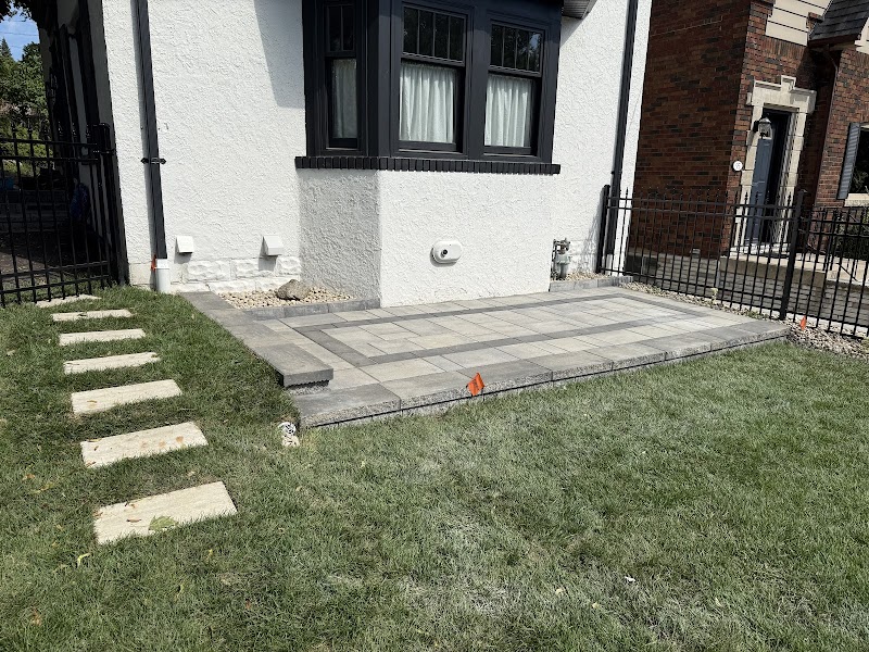 Stepnstone Landscaping photo 4