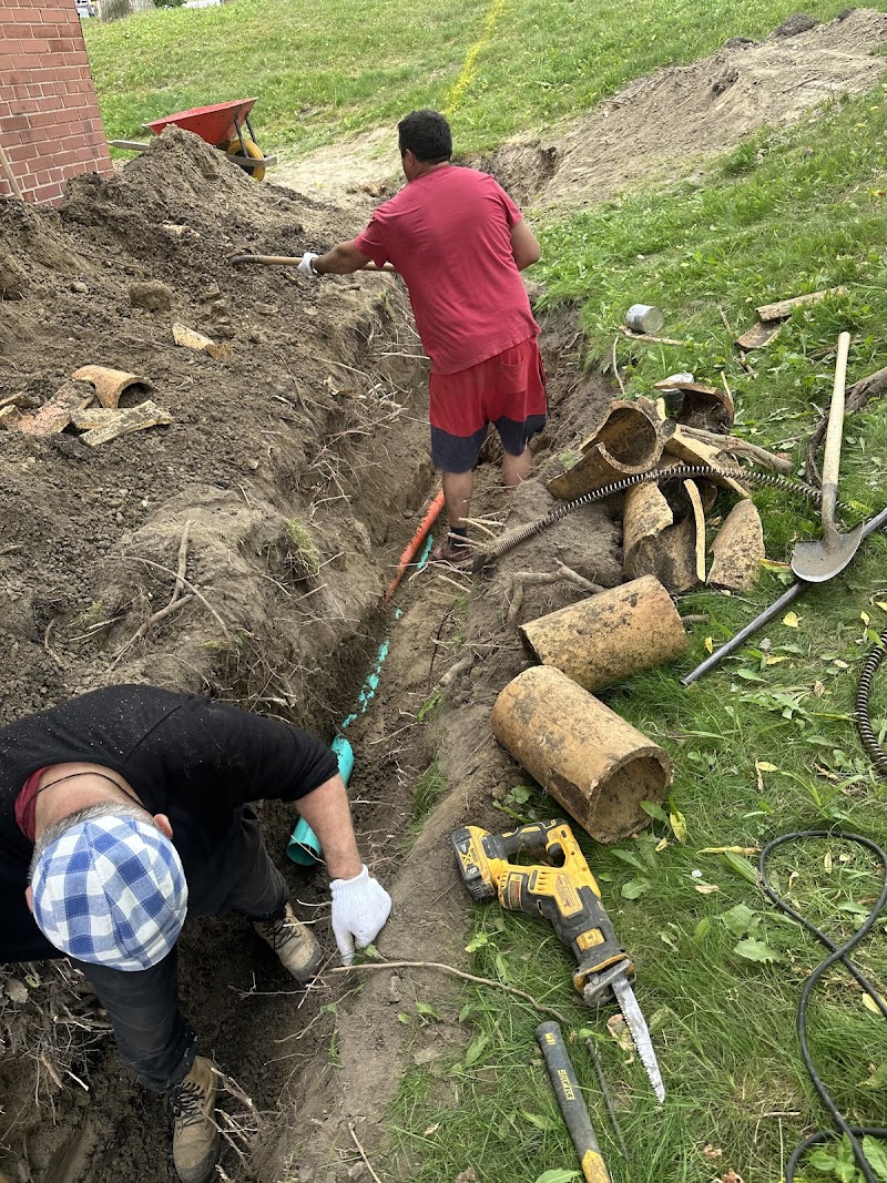 Santos Water, Plumbing, Drain Cleaning, Drain Back up photo 1