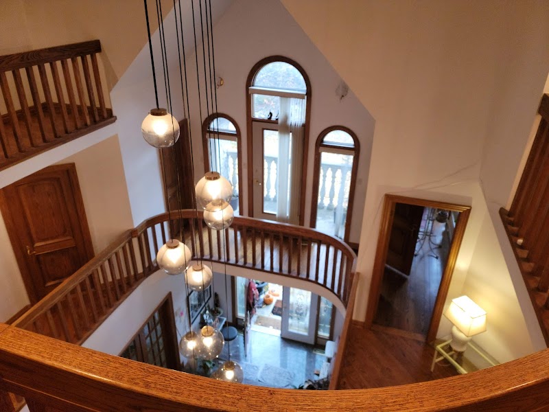 Alex Painting photo 1